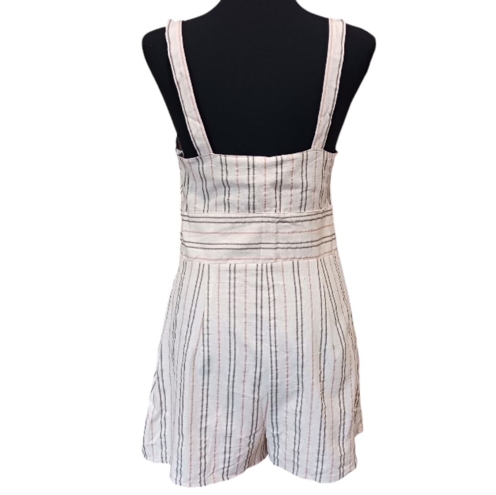 Bershka Striped Tie Front Keyhole Shorts Romper - Picture 6 of 12